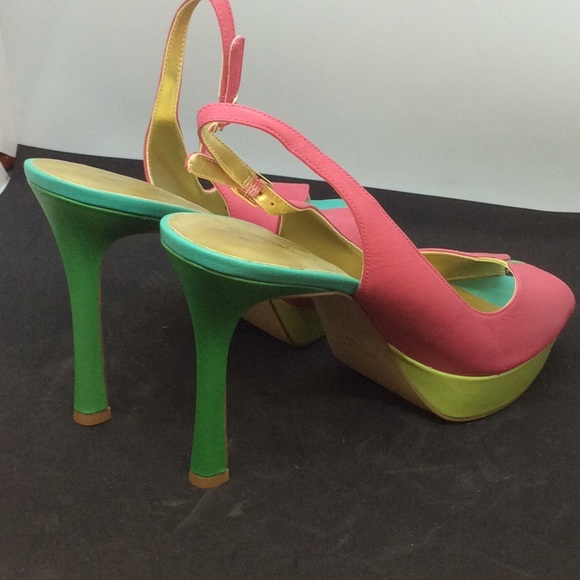 Nine West - Picture 2 of 2